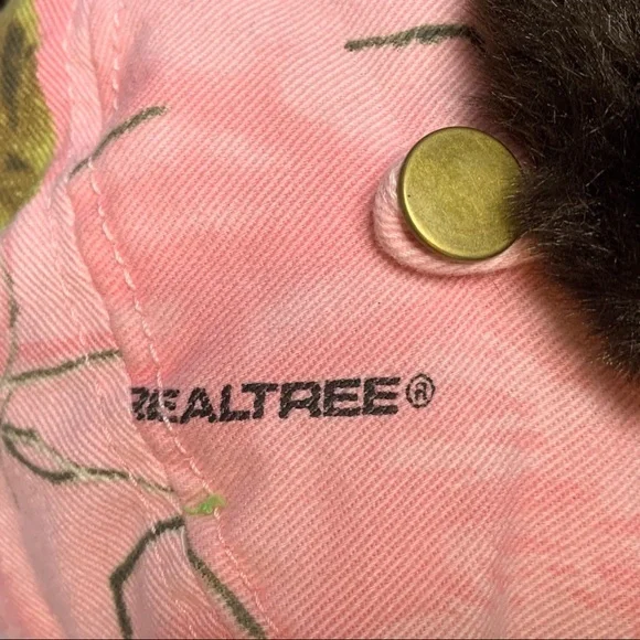 Realtree Paramount Outdoors pink/brown trapper hat - Picture 3 of 10